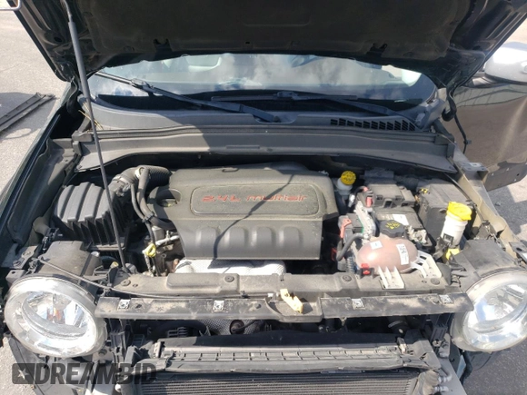 2015 Jeep Renegade Limited с VIN ZACCJADT2FPB92822, выставлен на аукционе Copart как лот 55952925 с пробегом 205 511 миль миль и Списание • Salvage title. История ставок и продаж доступна на DreamBid. Изображение 12.