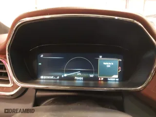 2017 Lincoln Continental Black Label with VIN 1LN6L9BC9H5637539, listed as a IAAI auction lot 41516006 with 163,223 mi miles. Bid and sale history available at carsss.com. Image 7.