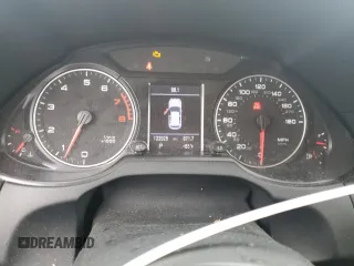 2010 Audi Q5 Premium Plus z VIN WA1LKAFP9AA062052, wystawiony jako Copart lot #56787055 z przebiegiem 122 925 mil mil oraz Czysty tytuł • Clean title. Historia ofert i sprzedaży dostępna na DreamBid. Obrazek 9.