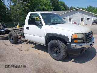 2007 GMC Sierra 1500 with VIN 3GTEK14X27G222073, listed as a IAAI auction lot 42414595 with 197,385 mi miles and . Bid and sale history available at DreamBid. Image 1.