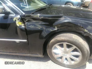 2008 Chrysler 300 C Hemi with VIN 2C3LA63H98H119739, listed as a IAAI auction lot 42068862 with 176,301 mi miles and . Bid and sale history available at carsss.com. Image 6.