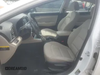 2017 Hyundai Elantra Limited с VIN 5NPD84LF6HH021807, выставлен на аукционе Copart как лот 57307735 с пробегом 87 508 миль миль и Списание • Salvage title. История ставок и продаж доступна на DreamBid. Изображение 7.