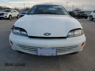 1996 Chevrolet Cavalier with VIN 1G1JC1246T7297054, listed as a Copart auction lot 82685124 with 111,066 mi miles and Salvage Title. Bid and sale history available at carsss.com. Image 5.