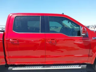 2020 Ford F-150 XL z VIN 1FTEW1EP3LKD60601, wystawiony jako IAAI lot #41974475 z przebiegiem 100 861 mil mil oraz . Historia ofert i sprzedaży dostępna na DreamBid. Obrazek 13.