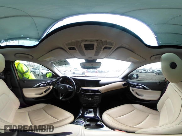 2017 Infiniti QX30 z VIN SJKCH5CP0HA021221, wystawiony jako IAAI lot #41771213 z przebiegiem 88 351 mil mil oraz . Historia ofert i sprzedaży dostępna na DreamBid. Obrazek 19.