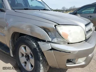 2004 Toyota 4Runner SR5 with VIN JTEZU14R240031231, listed as a IAAI auction lot 41757972 with 202,633 mi miles. Bid and sale history available at carsss.com. Image 14.