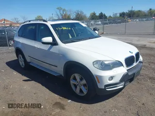 2008 BMW X5 3.0si with VIN 5UXFE43568L003293, listed as a IAAI auction lot 42054258 with 218,524 mi miles. Bid and sale history available at carsss.com. Image 1.