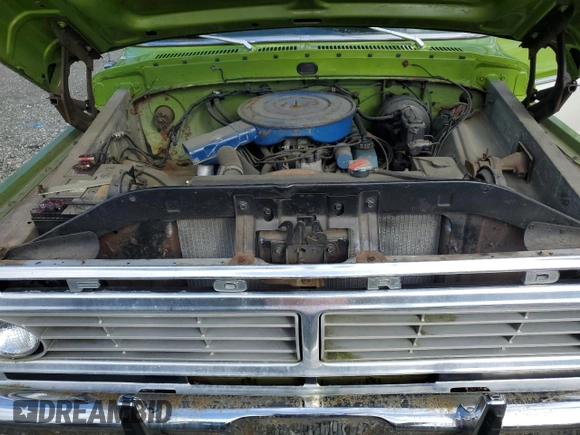 1973 Ford F-250 z VIN F25YRQ44499, wystawiony jako Copart lot #76903644 z przebiegiem 94 832 mil mil oraz Czysty tytuł • Clean title. Historia ofert i sprzedaży dostępna na DreamBid. Obrazek 11.