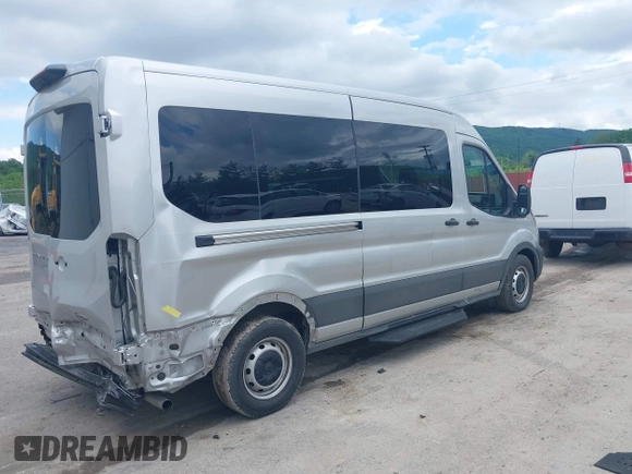 2023 Ford Transit Passenger XL с VIN 1FBAX2C83PKA96917, выставлен на аукционе IAAI как лот 42268308 с пробегом 36 479 миль миль и . История ставок и продаж доступна на DreamBid. Изображение 4.