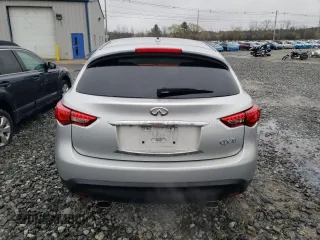 2017 Infiniti QX70 z VIN JN8CS1MW5HM414492, wystawiony jako Copart lot #52415495 z przebiegiem 123 095 mil mil oraz Szkoda całkowita • Salvage title. Historia ofert i sprzedaży dostępna na DreamBid. Obrazek 6.
