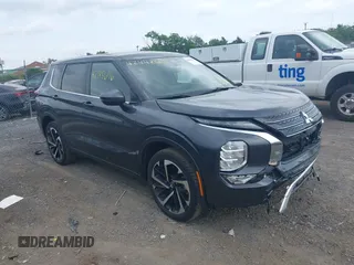 2024 Mitsubishi Outlander SE z VIN JA4J3VA81RZ049952, wystawiony jako IAAI lot #42448676 z przebiegiem 33 337 mil mil oraz . Historia ofert i sprzedaży dostępna na DreamBid. Obrazek 1.