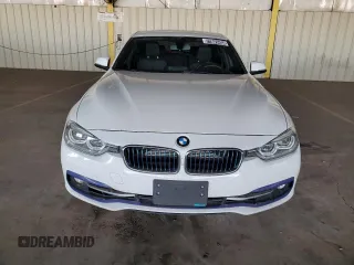 2018 BMW 3 Series 330e iPerformance with VIN WBA8E1C59JA178368, listed as a Copart auction lot 77841454 with 99,043 mi miles and Clean Title. Bid and sale history available at carsss.com. Image 5.