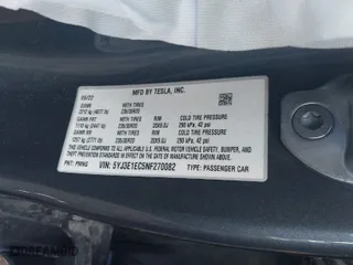 2022 Tesla Model 3 Performance with VIN 5YJ3E1EC5NF270082, listed as a IAAI auction lot 40930688 with 1 mi miles. Bid and sale history available at carsss.com. Image 9.