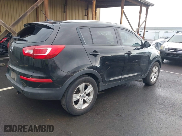 2011 Kia Sportage LX with VIN KNDPB3A26B7100916, listed as a IAAI auction lot 41939760 with 205,890 mi miles and . Bid and sale history available at carsss.com. Image 4.