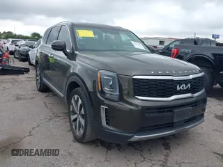 2022 Kia Telluride S with VIN 5XYP64HC3NG256251, listed as a IAAI auction lot 42077499 with 61,402 mi miles and . Bid and sale history available at DreamBid. Image 1.