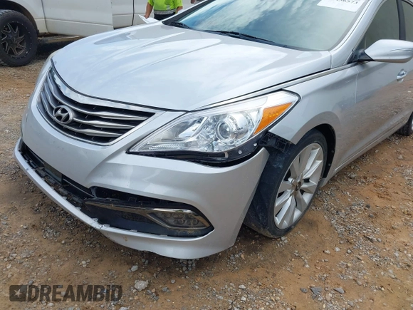 2017 Hyundai Azera Limited with VIN KMHFH4JG0HA581720, listed as a IAAI auction lot 42456573 with 137,317 mi miles and . Bid and sale history available at DreamBid. Image 6.