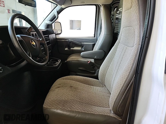 2020 Chevrolet Express Cargo with VIN 1GCWGAFG0L1185522, listed as a IAAI auction lot 42842195 with 128,884 mi miles and . Bid and sale history available at DreamBid. Image 21.