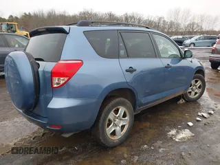 2007 Toyota RAV4 with VIN JTMZD33V376049723, listed as a IAAI auction lot 41560555 with 144,930 mi miles. Bid and sale history available at carsss.com. Image 4.