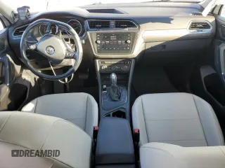 2018 Volkswagen Tiguan SEL z VIN 3VV3B7AX3JM047891, wystawiony jako Copart lot #41615545 z przebiegiem 63 995 mil mil oraz Szkoda całkowita • Salvage title. Historia ofert i sprzedaży dostępna na DreamBid. Obrazek 8.