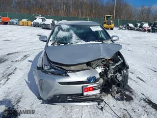 2019 Toyota Prius LE with VIN JTDL9RFU5K3013037, listed as a IAAI auction lot 41363092 with 108,284 mi miles. Bid and sale history available at carsss.com. Image 12.