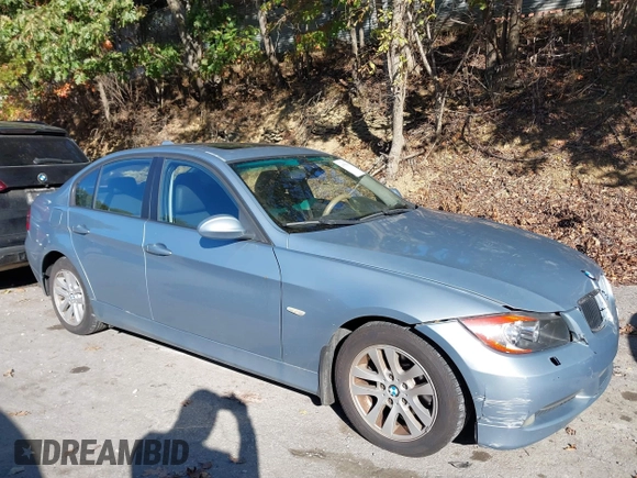 2006 BMW 3 Series 325xi with VIN WBAVD13576KV09164, listed as a IAAI auction lot 40558363 with 148,819 mi miles. Bid and sale history available at carsss.com. Image 1.