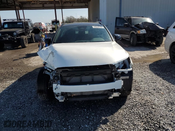 2024 Volvo XC40 Plus z VIN YV4ER3XL3R2240719, wystawiony jako Copart lot #43649755 z przebiegiem 1 281 mil mil oraz Szkoda całkowita • Salvage title. Historia ofert i sprzedaży dostępna na DreamBid. Obrazek 5.