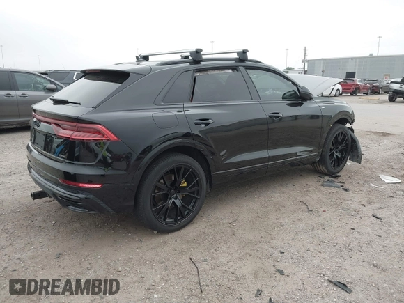 2021 Audi Q8 Premium Plus z VIN WA1EVAF14MD003053, wystawiony jako IAAI lot #41854362 z przebiegiem 32 412 mil mil oraz . Historia ofert i sprzedaży dostępna na DreamBid. Obrazek 4.