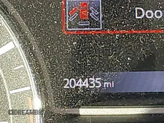 2016 Nissan Pathfinder Platinum with VIN 5N1AR2MN6GC642609, listed as a IAAI auction lot 41993008 with 204,435 mi miles. Bid and sale history available at carsss.com. Image 15.