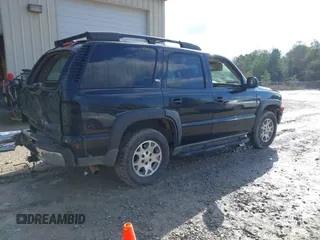 2006 Chevrolet Tahoe LT with VIN 1GNEC13Z06R167905, listed as a IAAI auction lot 40889435 with 205,472 mi miles. Bid and sale history available at carsss.com. Image 4.