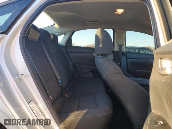 2021 Kia Forte LXS z VIN 3KPF24AD9ME352097, wystawiony jako Copart lot #80900344 z przebiegiem 95 263 mil mil oraz Szkoda całkowita • Salvage title. Historia ofert i sprzedaży dostępna na DreamBid. Obrazek 11.