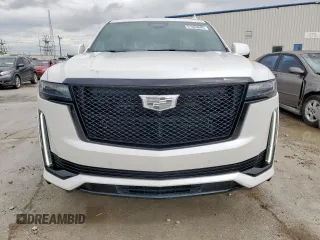 2024 Cadillac Escalade 4WD Sport Platinum z VIN 1GYS4GKL9RR231253, wystawiony jako Copart lot #51023045 z przebiegiem 11 616 mil mil oraz Szkoda całkowita • Salvage title. Historia ofert i sprzedaży dostępna na DreamBid. Obrazek 5.