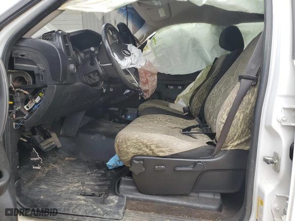 2010 Chevrolet Silverado 1500 LT with VIN 3GCRKSE38AG116530, listed as a Copart auction lot 44000555 with 236,465 mi miles and Salvage Title. Bid and sale history available at carsss.com. Image 7.