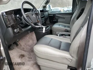 2018 GMC Savana Cargo with VIN 1GTW7AFG9J1326617, listed as a Copart auction lot 52071285 with 32,996 mi miles and Salvage Title. Bid and sale history available at carsss.com. Image 7.