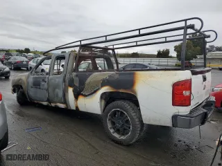 2007 Chevrolet Silverado 1500 LT w/1LT with VIN 1GCEC19J67E537807, listed as a Copart auction lot 86193784 with 0 mi miles and Non Repairable. Bid and sale history available at carsss.com. Image 2.