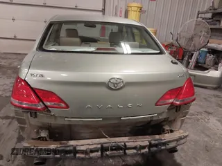 2006 Toyota Avalon XL with VIN 4T1BK36B16U062713, listed as a IAAI auction lot 41598608 with 142,598 mi miles. Bid and sale history available at carsss.com. Image 16.