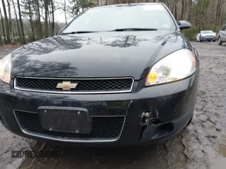 2015 Chevrolet Impala Limited Police Police with VIN 2G1WD5E30F1123396, listed as a IAAI auction lot 41357666 with 81,411 mi miles. Bid and sale history available at carsss.com. Image 17.