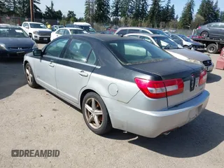2007 Lincoln MKZ with VIN 3LNHM26T97R647118, listed as a IAAI auction lot 41945553 with 192,106 mi miles and . Bid and sale history available at carsss.com. Image 3.
