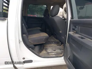 2012 Ram 2500 ST z VIN 3C6UD5HL7CG151684, wystawiony jako IAAI lot #42254751 z przebiegiem 205 423 mil mil oraz . Historia ofert i sprzedaży dostępna na DreamBid. Obrazek 8.
