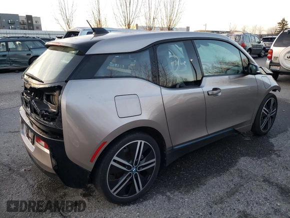 2015 BMW i3 with VIN WBY1Z4C55FV279545, listed as a Copart auction lot 70060362 with 0 mi miles. Bid and sale history available at carsss.com. Image 3.