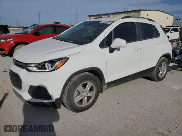 2022 Chevrolet Trax LT with VIN KL7CJLSM2NB568187, listed as a Copart auction lot 49642105 with 16,674 mi miles and Salvage Title. Bid and sale history available at carsss.com. Image 1.