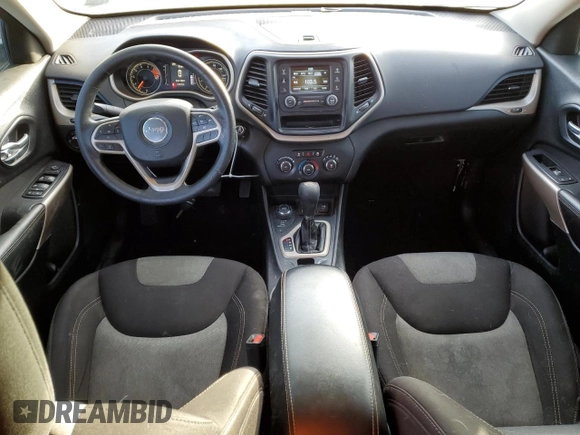2017 Jeep Cherokee Altitude z VIN 1C4PJMAS6HW583167, wystawiony jako Copart lot #88021875 z przebiegiem 114 914 mil mil oraz Szkoda całkowita • Salvage title. Historia ofert i sprzedaży dostępna na DreamBid. Obrazek 8.