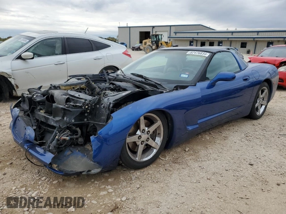 2002 Chevrolet Corvette with VIN 1G1YY22G825117812, listed as a Copart auction lot 82476834 with 86,521 mi miles and Salvage Title. Bid and sale history available at carsss.com. Image 1.
