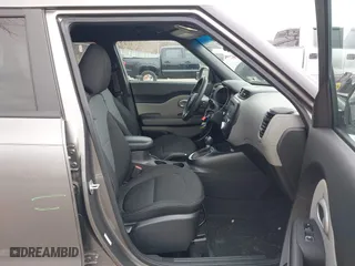 2019 Kia Soul + with VIN KNDJP3A55K7679656, listed as a IAAI auction lot 41804151 with 62,910 mi miles. Bid and sale history available at carsss.com. Image 5.