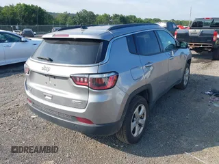 2018 Jeep Compass Latitude with VIN 3C4NJDBB6JT200846, listed as a IAAI auction lot 42777847 with 170,481 mi miles and . Bid and sale history available at DreamBid. Image 4.