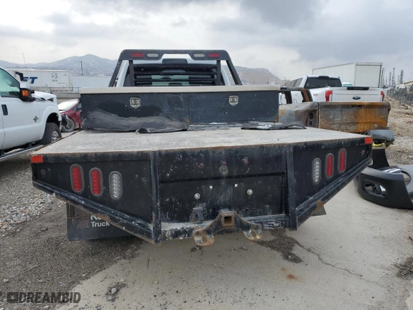 2022 Ram 3500 Chassis Cab Tradesman with VIN 3C7WRTCLXNG312145, listed as a Copart auction lot 43987335 with 85,456 mi miles and Salvage Title. Bid and sale history available at carsss.com. Image 6.
