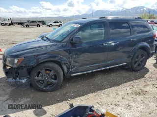 2018 Dodge Journey Crossroad with VIN 3C4PDDGG5JT388778, listed as a Copart auction lot 53671395 with 137,047 mi miles and Salvage title. Bid and sale history available at DreamBid. Image 1.