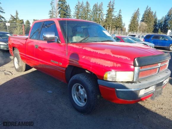 1996 Dodge Ram 1500 with VIN 3B7HC13Z0TG167792, listed as a IAAI auction lot 41561654 with 173,221 mi miles. Bid and sale history available at carsss.com. Image 1.