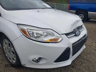 2012 Ford Focus SE with VIN 1FAHP3F21CL201889, listed as a IAAI auction lot 42070260 with 126,650 mi miles. Bid and sale history available at carsss.com. Image 18.
