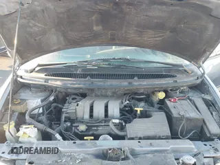 1996 Dodge Grand Caravan with VIN 1B4GP54R9TB328555, listed as a IAAI auction lot 40770123 with 184,323 mi miles and . Bid and sale history available at DreamBid. Image 10.