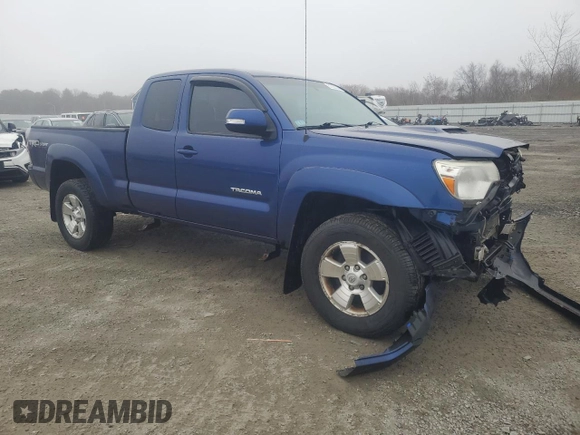 2014 Toyota Tacoma with VIN 5TFUU4EN5EX108775, listed as a Copart auction lot 51226335 with 205,749 mi miles and Clean Title. Bid and sale history available at DreamBid. Image 4.